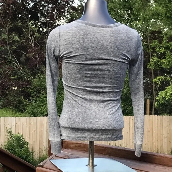 NBA Chicago Bulls Womens Retro Logo Burnout Crew Neck Long Sleeve Gray - Picture 3 of 8